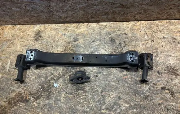 Ford Transit Gearbox mounting bracket CK447W032A