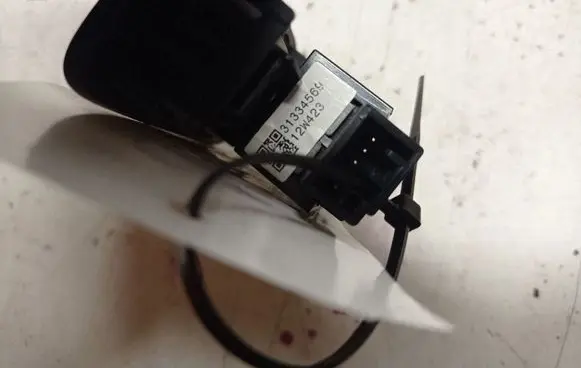 Volvo V40 Electric window control switch 31334569