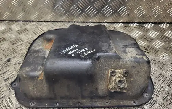 Toyota Corolla E120 E130 Oil sump