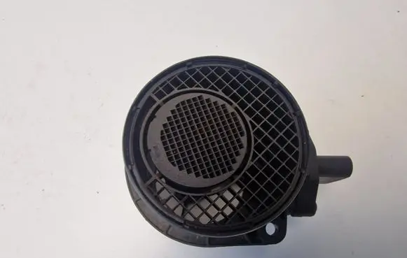 Volkswagen Touareg I Mass air flow meter 074906461B