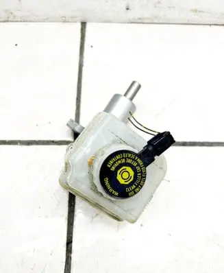 BMW 5 F10 F11 Master brake cylinder 6782289