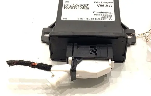 Audi A8 S8 D4 4H Xenon control unit/module 4H4907357E