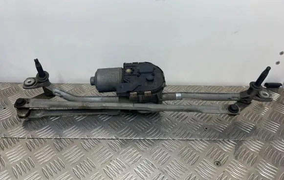 Audi Q5 SQ5 Front wiper linkage and motor 8R1955119A 8R1955023D