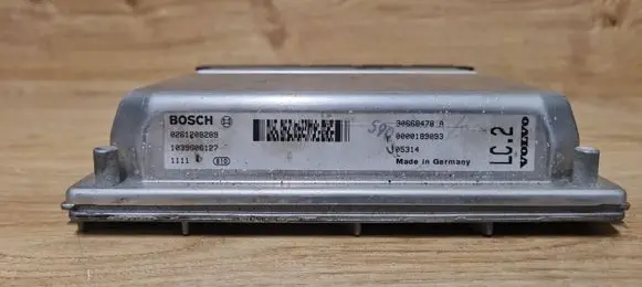 Volvo S80 Engine control unit/module 0261208289