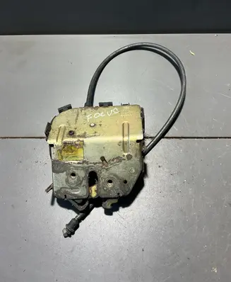 Ford Focus Tailgate/trunk/boot lock/catch/latch 43102
