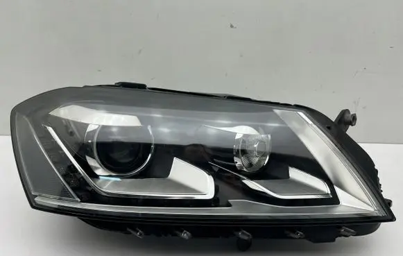 Volkswagen PASSAT B7 Headlight/headlamp 3AB941752
