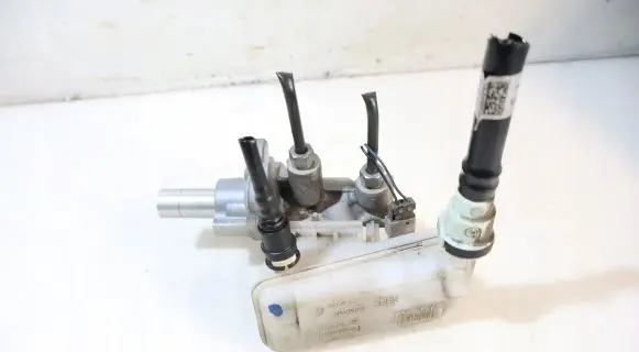 Ford Transit Courier Master brake cylinder