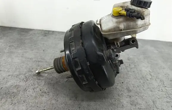 Opel Insignia A Brake booster 