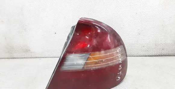 Hyundai Sonata Rear/tail lights 92402345