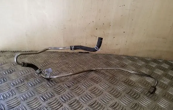 Volkswagen PASSAT B8 Exhaust gas pipe 04L131532F