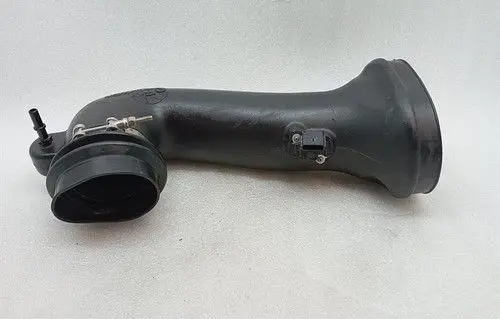 Chevrolet Corvette C7 Turbo air intake inlet pipe/hose POWER74202B1