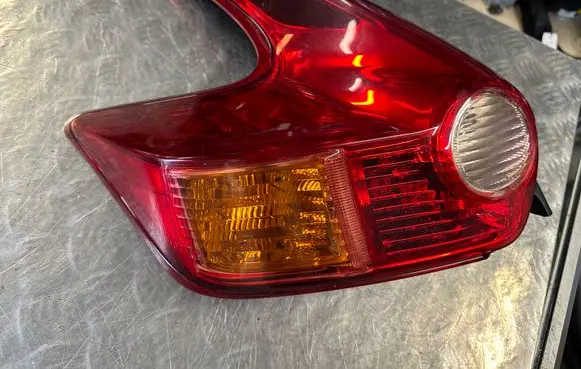 Nissan Juke I F15 Rear/tail lights