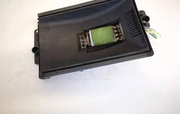 Volkswagen Bora Heater blower motor/fan resistor 
