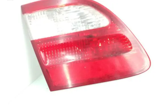 Mercedes-Benz E W211 Tailgate rear/tail lights A2118201364