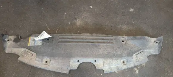 Cadillac DTS Engine splash shield/under tray 15828731