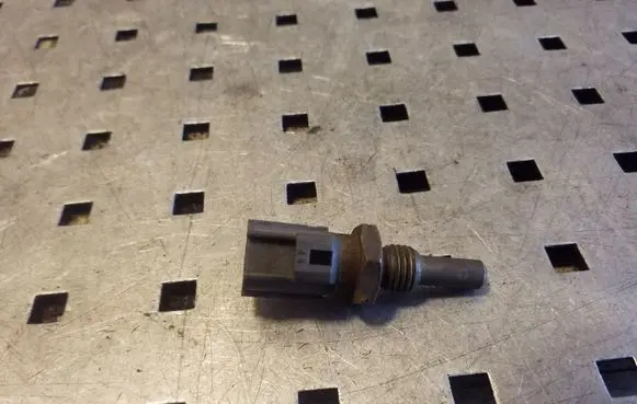 Toyota RAV 4 (XA20) Coolant temperature sensor 8942235010