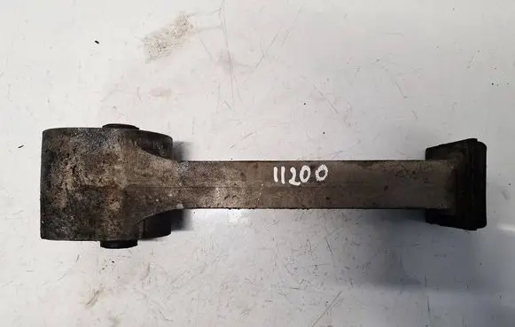 Volkswagen Sharan Engine mount bracket 