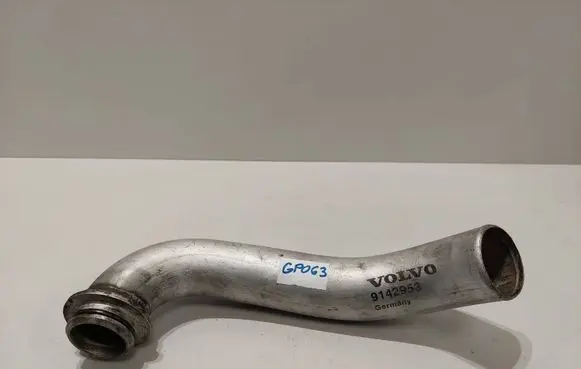 Volvo XC90 Intercooler hose/pipe 9142953
