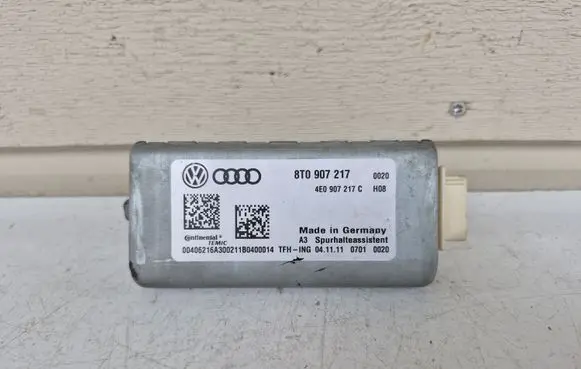 Audi A4 S4 B8 8K Windshield/windscreen camera 8T0907217 4E0907217C