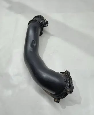 Mercedes-Benz C W204 Intercooler hose/pipe A6510900242 11437E40 0111436G