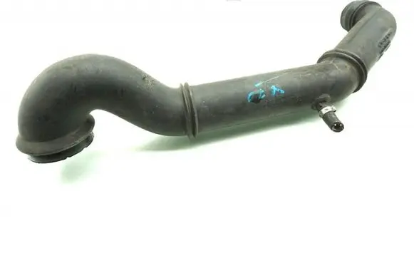 Volvo V70 Air intake hose/pipe 30645293