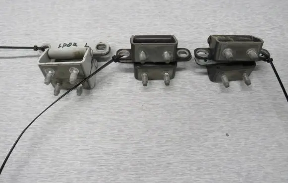 KIA Sportage Tailgate/trunk/boot hinge