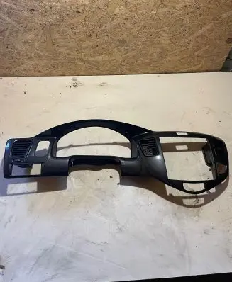 Mazda MPV Dashboard trim LC62G0421