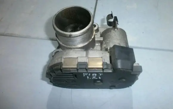 Fiat Stilo Throttle valve 0280750042