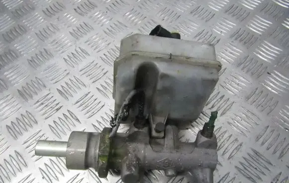 Renault Master II Master brake cylinder 7700314756a