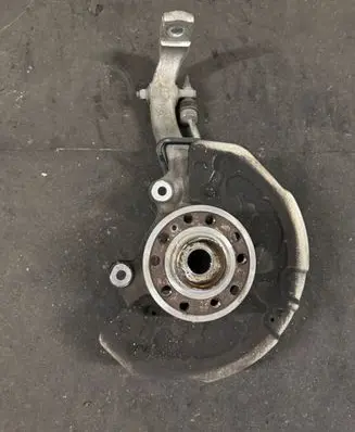 Mercedes-Benz E W213 Front wheel hub spindle knuckle 2133325200