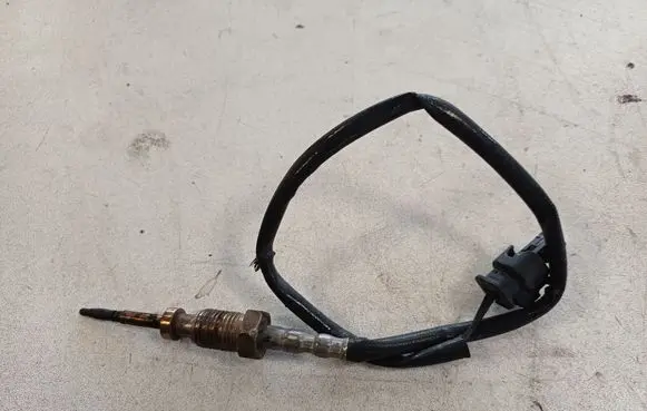 BMW 5 F10 F11 Exhaust gas temperature sensor 7805606