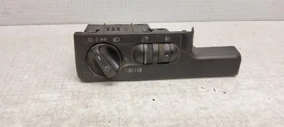 Volkswagen PASSAT B4 Light switch 3A1941431 11FK27848 3A1941333