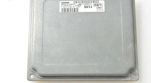 Ford Focus Engine control unit/module 4M5112A650HJ