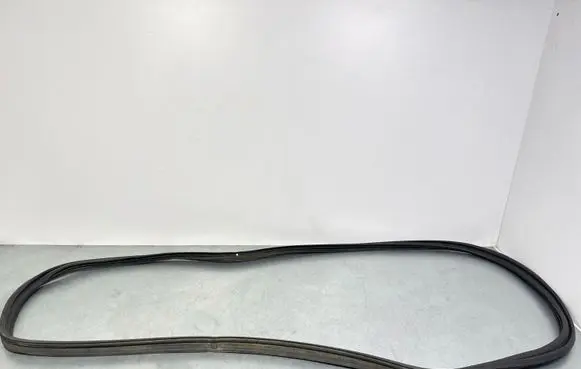 Jeep Grand Cherokee Loading door rubber seal (on body) 
