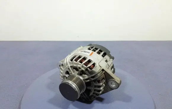Opel Insignia A Generator/alternator A3321