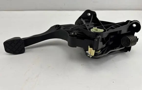 Audi Q2 - Clutch pedal 5Q2721059HB