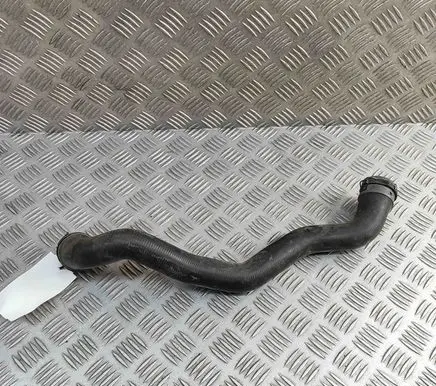Mercedes-Benz E W213 Engine coolant pipe/hose A2135015201