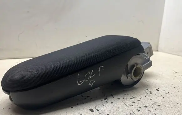 Volkswagen Golf IV Armrest 807678