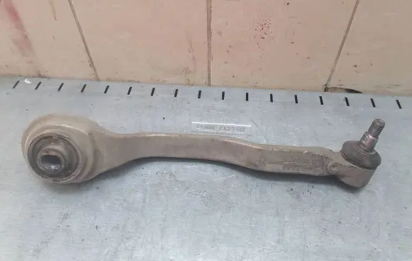 Mercedes-Benz E W211 Front ball joint 3111102