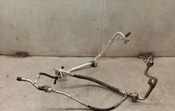 Ford Focus Air conditioning (A/C) pipe/hose