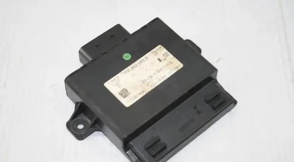 Porsche Panamera (970) Voltage converter inverter 7PP959663B