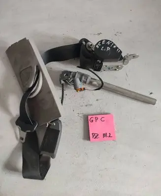 Renault Scenic II - Grand scenic II Front seatbelt 8789431313
