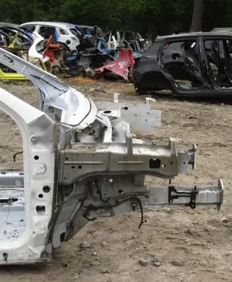 Jeep Cherokee Front quarter panel 100621