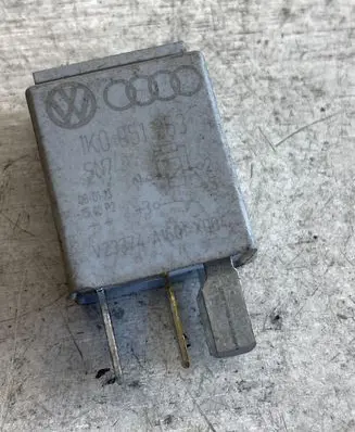 Volkswagen Golf V Other relay 1k0951253