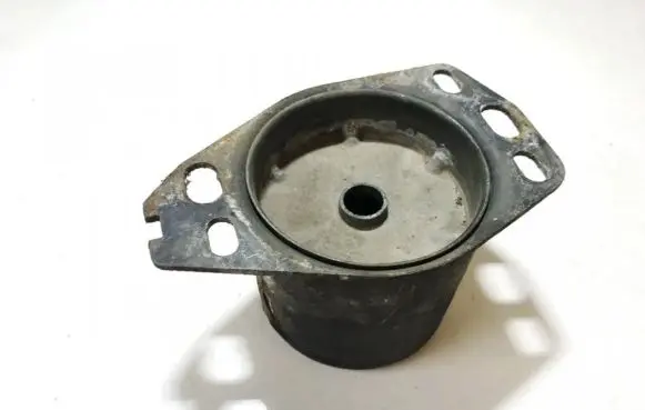 Alfa Romeo 156 Engine mount bracket cc1910jtd