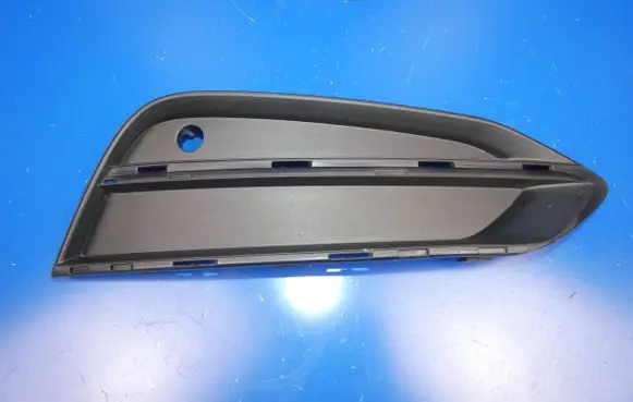 Volvo S90, V90 Front bumper lower grill 31425447