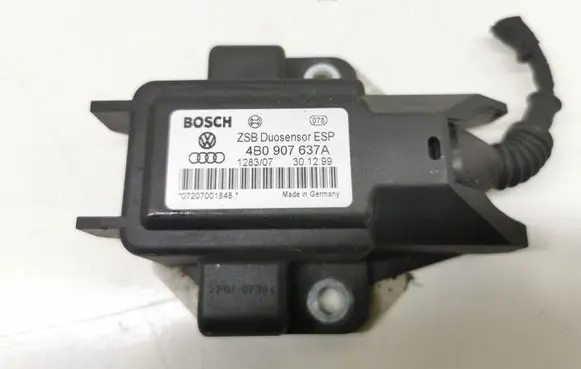 Volkswagen PASSAT B5 Accelerator pedal position sensor 4B0907637A