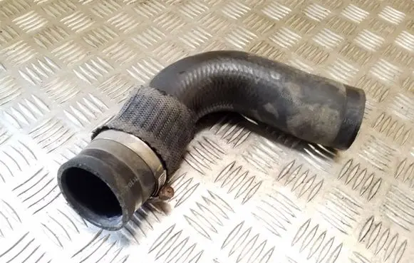 Toyota Avensis T270 Intercooler hose/pipe