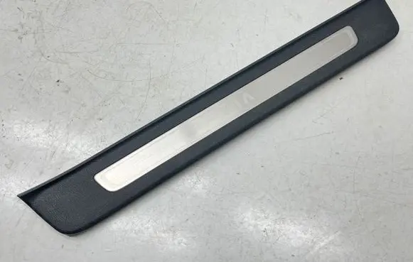 KIA Optima Front sill trim cover 85883D4500 85883D4300 SUS304