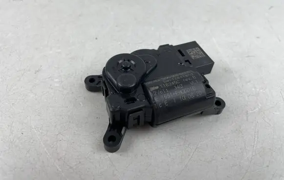 Volkswagen T-Roc Air flap motor/actuator 5WA907511C